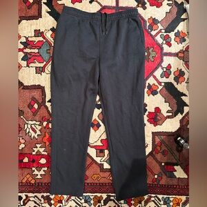amazon essentials joggers black L used